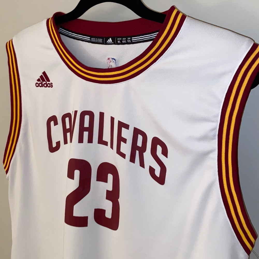 Lebron James Cleveland Cavaliers Jersey Youth XL - Picture 6 of 6